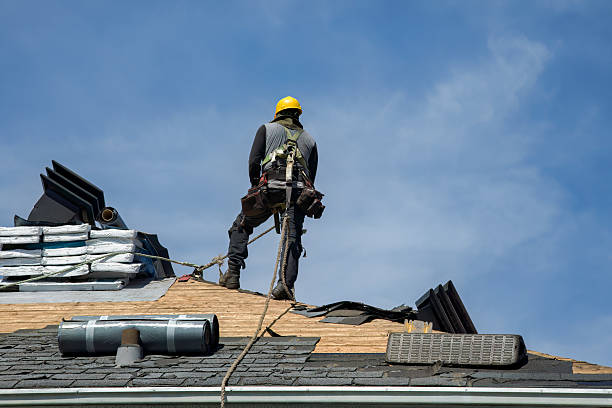 Professional Gutter Installation technician working in Parma, ID